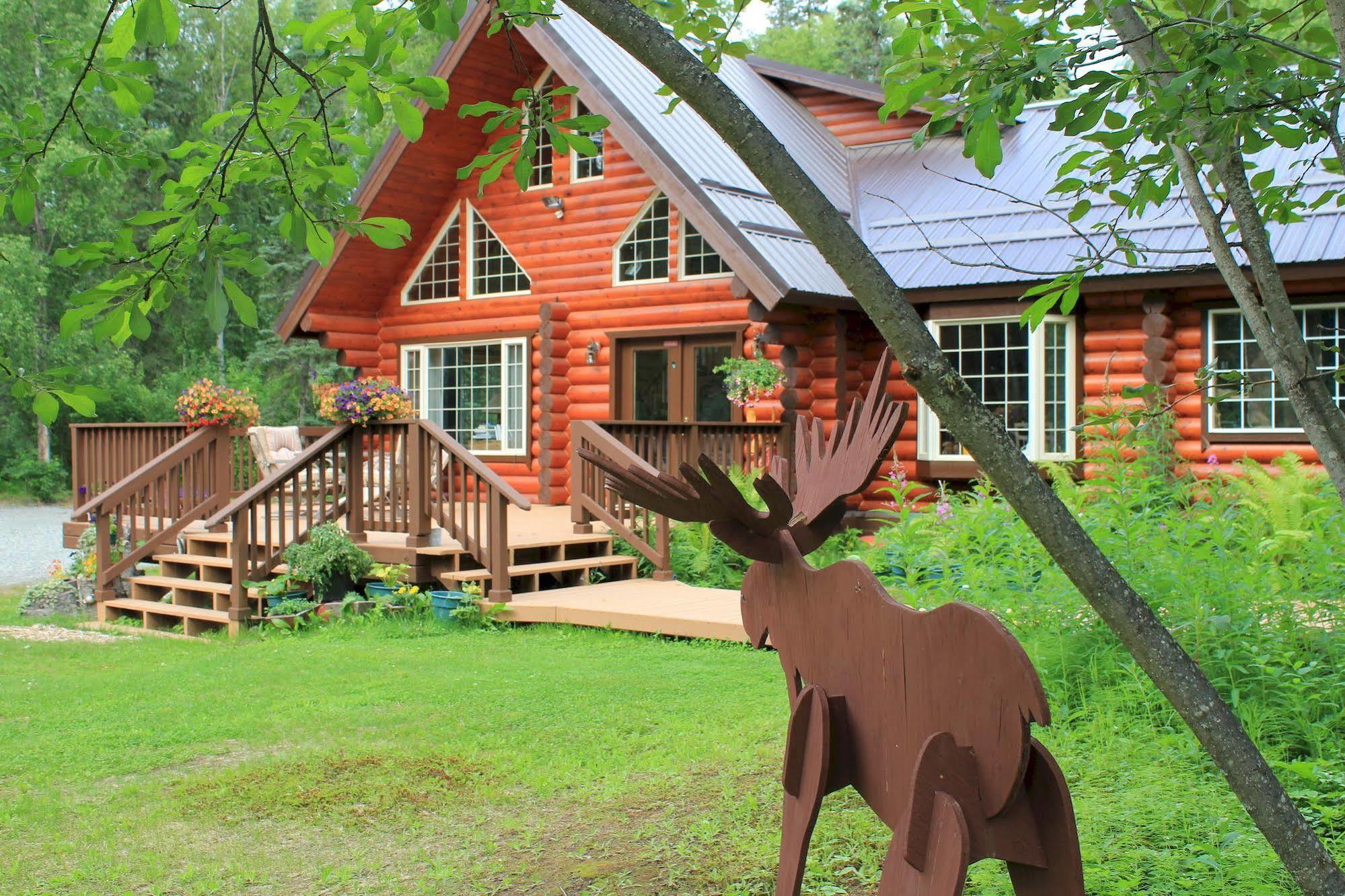 Meandering Moose Lodging Талкитна Екстериор снимка