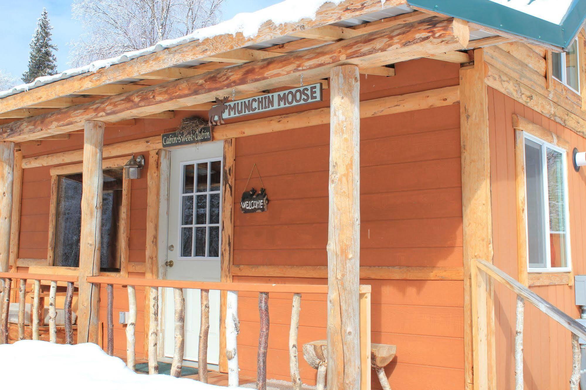 Meandering Moose Lodging Талкитна Екстериор снимка
