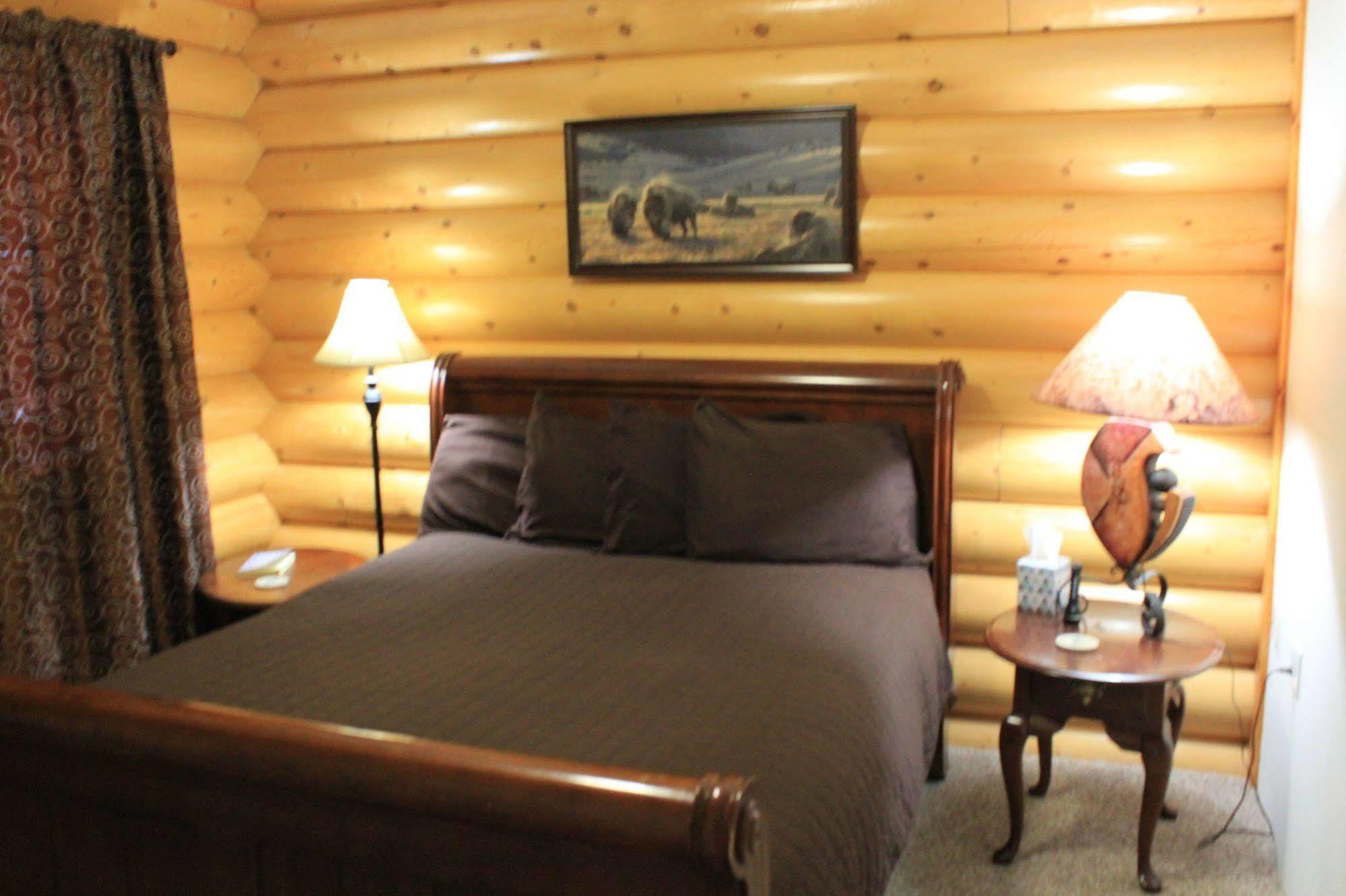 Meandering Moose Lodging Талкитна Екстериор снимка